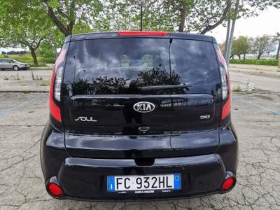 Kia Soul You aut. 2016 Nero usata Barletta