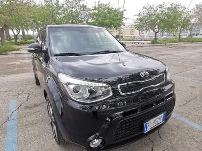 Kia Soul You aut. 2016 Nero usata Barletta