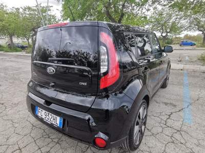 Kia Soul You aut. 2016 Nero usata Barletta