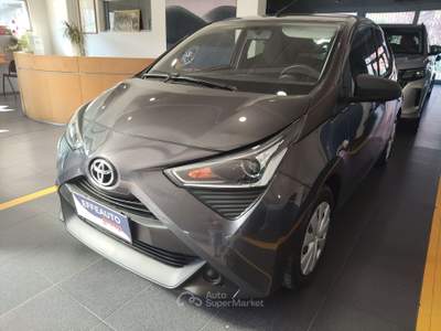 Toyota Aygo Aygo II 2018 5p 5p 1.0 x-business 72cv Grigio usata Bologna