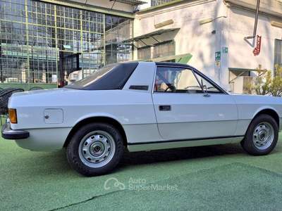 Lancia BetaCoupéSpiderHPE Beta 1600 Spider Zagato – 1977 Bianco usata Pianezza