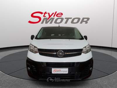Opel Vivaro Life 2.0 Diesel 145CV 9 Posti Bianco usata Fano