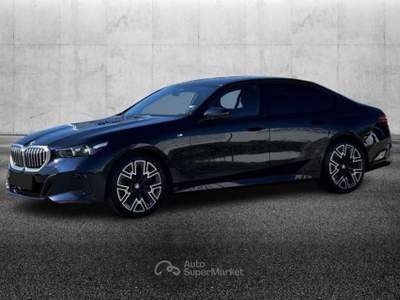 BMW Serie 5 520d 520 520d 48V sDrive Msport Nero usata Pieve di Cento