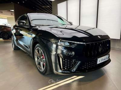 Maserati Levante 2.0 mhev GT 330cv Sport pack , ADAS Nero usata Venaria Reale