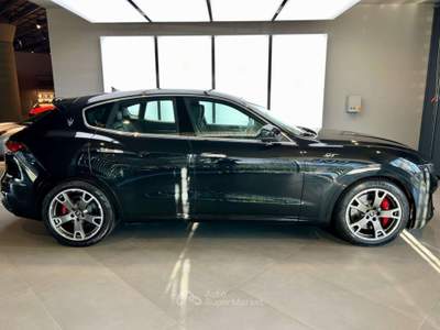 Maserati Levante 2.0 mhev GT 330cv Sport pack , ADAS Nero usata Venaria Reale