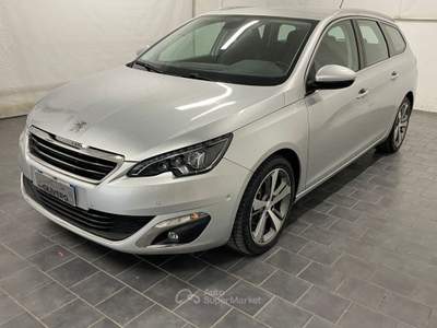 Peugeot 308 1.2 Turbo 130cv SW Allure-UNIPRO-ALCANTARA Grigio usata Fossano