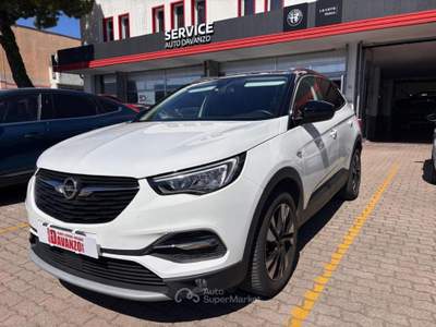 Opel Grandland 1.5 diesel Ecotec 130cv  Ultimate tetto nero Bianco usata Caorle