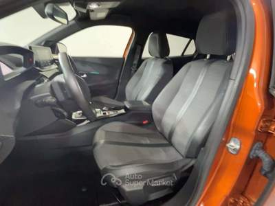 Peugeot 2008 2008 1.2 puretech Allure Pack NESSUN VINCOLO FINANZIARIO Arancione usata Marino