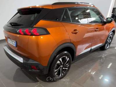 Peugeot 2008 2008 1.2 puretech Allure Pack NESSUN VINCOLO FINANZIARIO Arancione usata Marino