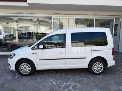 Volkswagen Caddy 1.4 TGI Trendline 7 POSTI UNICO PROPRIETARIO BELLISSIMO Bianco usata Cesano Maderno