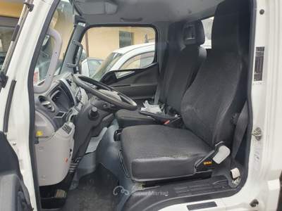 Mitsubishi Fuso Canter Canter 3.0 TDI 130cv Ribaltabile trilaterale Bianco usata Dubino