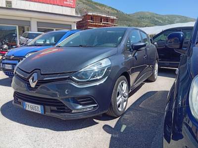Renault Clio Generation Grigio usata Arienzo