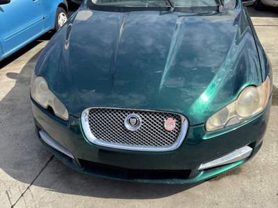 Jaguar XF V6 Luxury motore rotto per pezzi ri usata Livorno