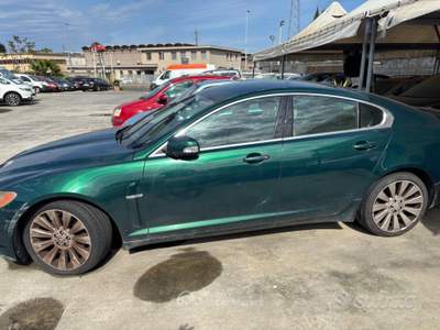 Jaguar XF V6 Luxury motore rotto per pezzi ri usata Livorno