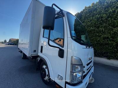 Isuzu M21 2.0 diesel usata GUSSAGO
