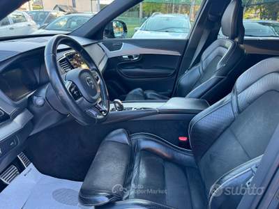 Volvo XC90 XC 90 XC90 B5 (d) AWD Geartronic 7 posti R-d usata Bulgarograsso