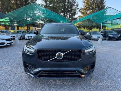 Volvo XC90 XC 90 XC90 B5 (d) AWD Geartronic 7 posti R-d usata Bulgarograsso