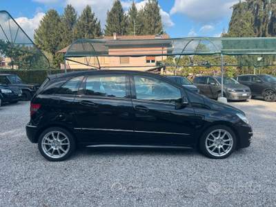 Mercedes-Benz Classe B B 200 CDI Sport usata Bulgarograsso
