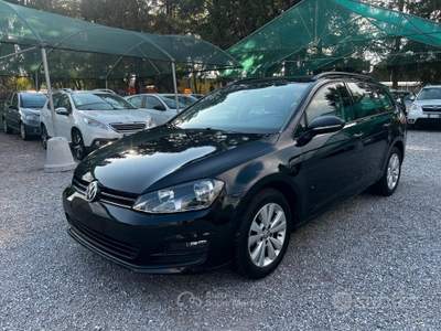 Volkswagen Golf Variant 1.6 TDI 110 CV DSG Comfort usata Bulgarograsso