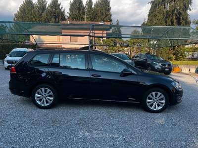 Volkswagen Golf Variant 1.6 TDI 110 CV DSG Comfort usata Bulgarograsso