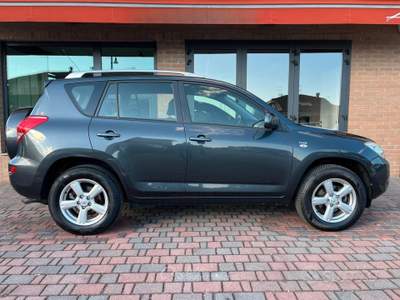 Toyota RAV4 2.2 D-4D usata Pozzonovo
