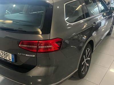 Volkswagen Passat Variant 2.0 TDI DSG Executive Bl usata Cento