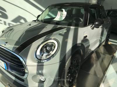 MINI Clubman 1.5 Cooper D Business usata Cento