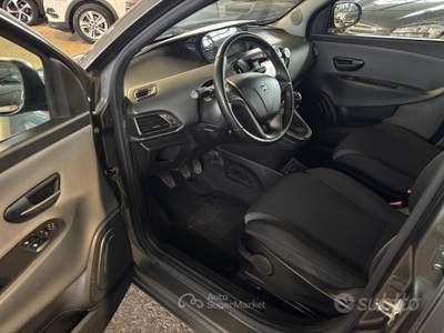 Lancia Ypsilon 85 CV Metano Ecochic Pl usata Sommacampagna