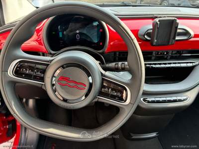 Fiat 500 500 Red Berlina 23,65 kWh Rosso usata San Paolo d'Argon
