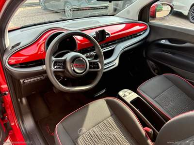 Fiat 500 500 Red Berlina 23,65 kWh Rosso usata San Paolo d'Argon