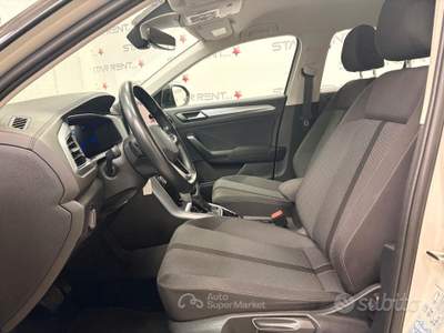 Volkswagen T-Roc ACT Life usata Roma