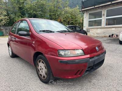 Fiat Punto cat 3 porte ELX usata Omegna