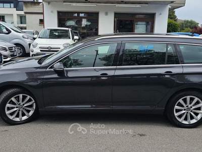 Volkswagen Passat 2.0 TDI SCR EVO DSG Business Grigio usata Trebaseleghe