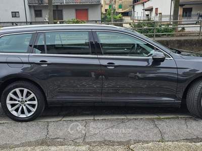 Volkswagen Passat 2.0 TDI SCR EVO DSG Business Grigio usata Trebaseleghe