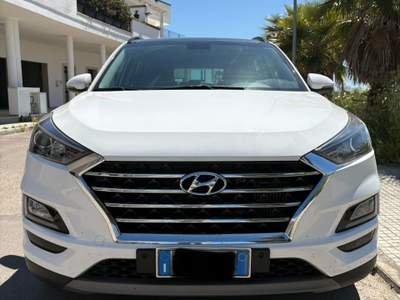 Hyundai Tucson Hyundai Tucson pari al nuovo Bianco usata Copertino