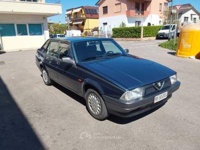 Alfa Romeo 75 Carburatori Blu/Azzurro usata Chirignago