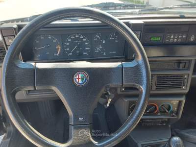 Alfa Romeo 75 Carburatori Blu/Azzurro usata Chirignago