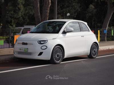 Fiat 500 42 kWh Icon Bianco usata Bari