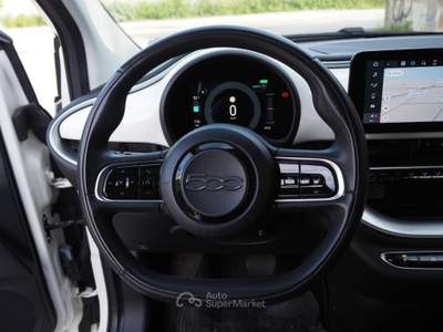 Fiat 500 42 kWh Icon Bianco usata Bari