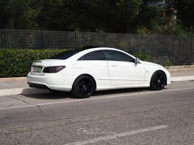 Mercedes-Benz Classe E CDI Coupé  Avantgarde Bianco usata Bari