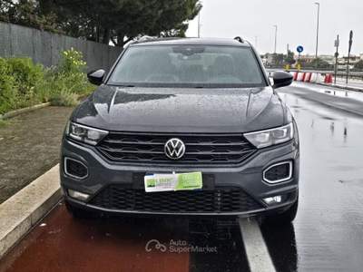 Volkswagen T-Roc 2.0 TDI SCR Advanced Black pack Grigio usata Bari