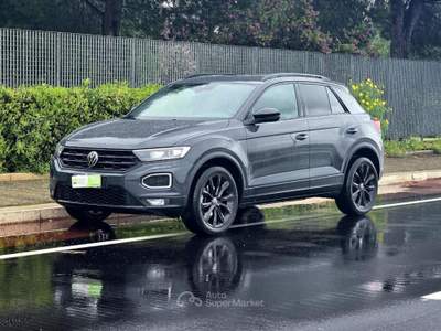 Volkswagen T-Roc 2.0 TDI SCR Advanced Black pack Grigio usata Bari