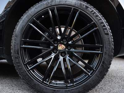 Porsche Macan 2.0 *SPORT DESIGN*CHRONO*TETTO*21"*PASM*LED*CAM* Nero usata Roma