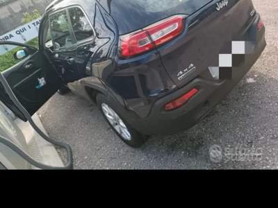 Jeep Cherokee Tenuta sempre in garage.no fumatore usata Casoria