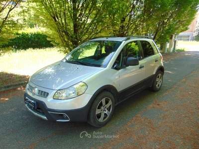 Fiat Sedici 1.6 16V 4x4 Dynamic Argento usata Sant'Ilario d'Enza