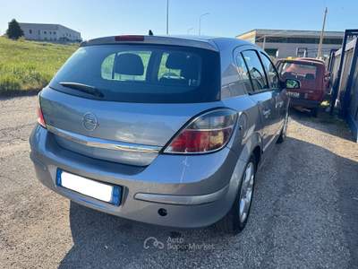 Opel Astra H 1.4 16V 5PT *IMPIANTO GPL* Grigio usata Mentana