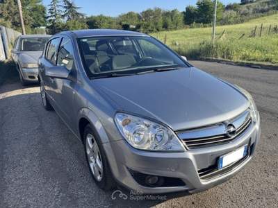Opel Astra H 1.4 16V 5PT *IMPIANTO GPL* Grigio usata Mentana
