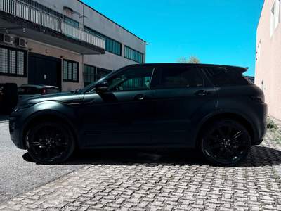 Land Rover Range Rover Evoque tenuta sempre in box non fumatore usata cisterna