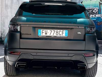 Land Rover Range Rover Evoque tenuta sempre in box non fumatore usata cisterna