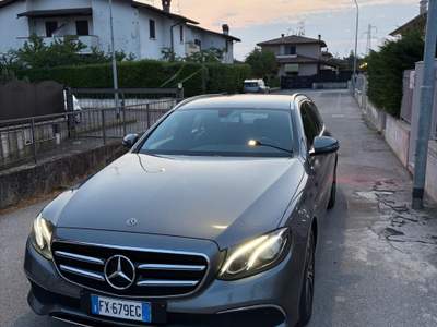 Mercedes-Benz Classe E Macchina in perfette condizioni usata Travagliato